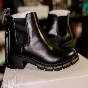 🆕Girls Black Polyurethane Cowgirl Ankle Comfortable Slip on Lug Sole Boot